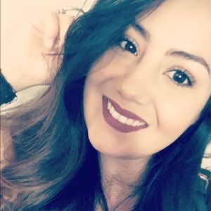 Meet your Posher, Priscilla